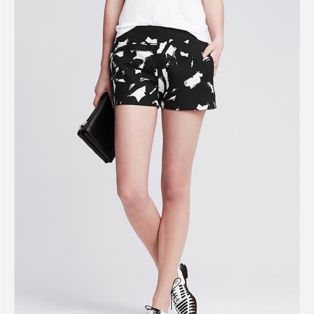 Banana Republic High Waist Black and White Shorts